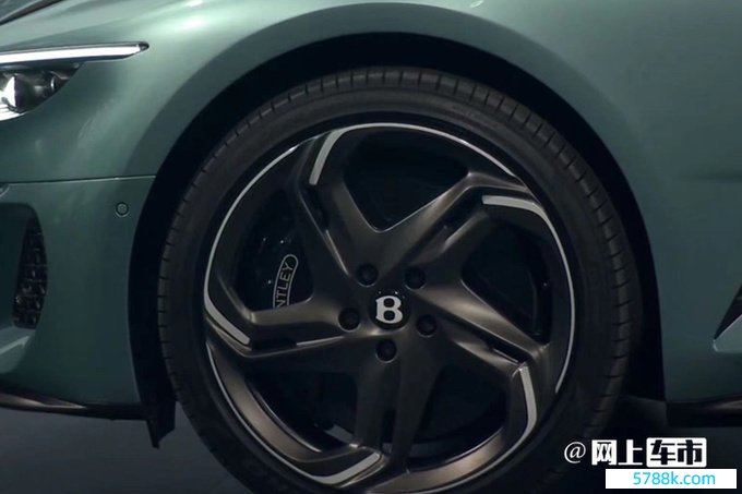 宾利Mulliner Batur大家首发搭6.0T W12发动机-图5